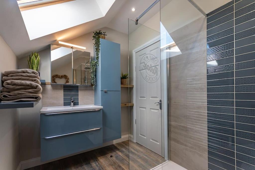 Luxury Retreat In Lincolnshire With Hot Tub Apartment